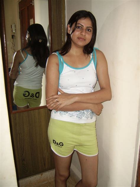 desi girl in shorts